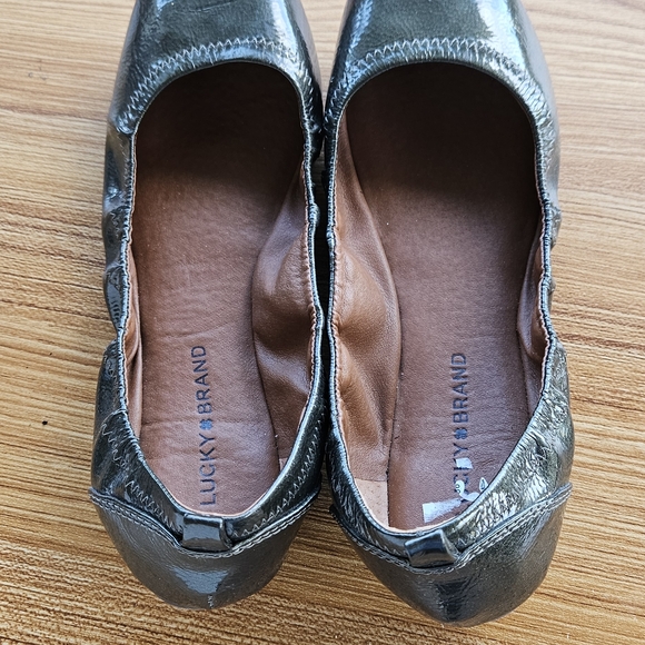 Lucky Brand Women's Green Shimmering Flats Size 11 - Picture 5 of 7